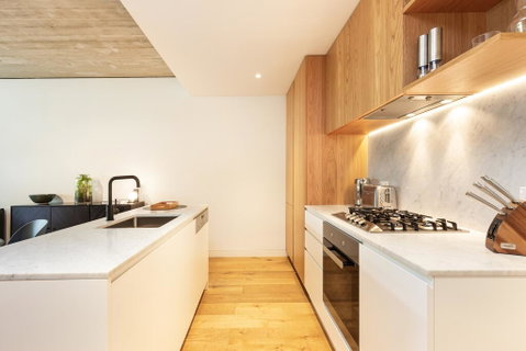 Surry Hills Self-contained 1 Bedroom Apartment (6 BRK) - Great Ocean Road Tourism 2