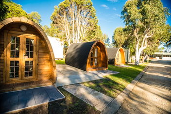 Swan Reach Holiday Park with Great Ocean Road Tourism