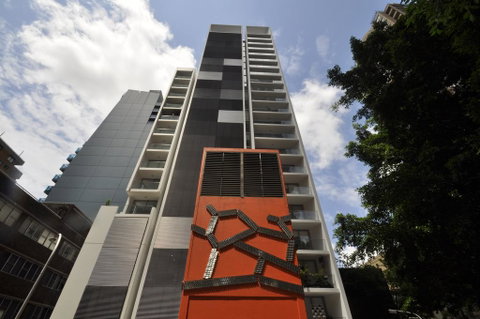 Sydney 1 Bed Modern Self Contained Apartment (402ALB) - Great Ocean Road Tourism 0