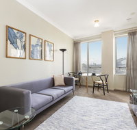Sydney CBD 1 Bedroom Self-Contained Apartment with Spectacular Sydney Harbour View 1312 BRG - Great Ocean Road Tourism