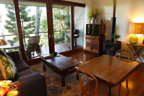 Taman Sari Private Pavilions - Great Ocean Road Tourism 1