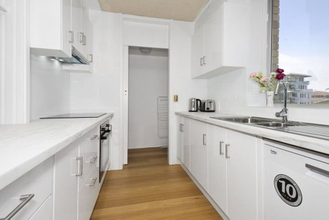 Tasman Towers - Unit 13 - Great Ocean Road Tourism 2