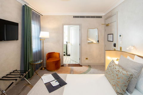 Tattersalls Hotel - Great Ocean Road Tourism 1