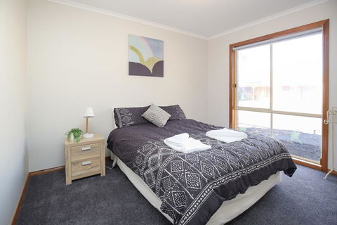 Tee Off Milura - Great Ocean Road Tourism 2