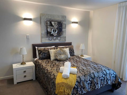 TERRACE LUX FULLY AIR 2 CAR FREE NETFLIX WIFI WINE - Great Ocean Road Tourism 1