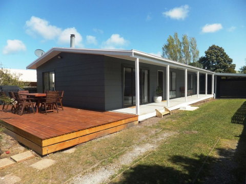 TERRIFIC ON TAMARA CRESCENT - Great Ocean Road Tourism 0