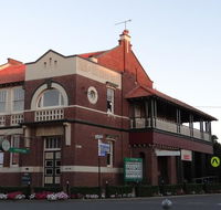 The Bank BB West Wyalong - Great Ocean Road Tourism