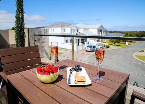 The Beach House At Bayside - Great Ocean Road Tourism 0