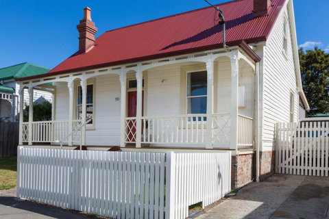 Brampton Cottage - Great Ocean Road Tourism 0