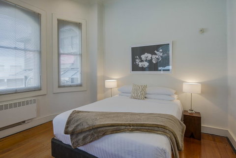 Roxburgh House Apartments - Great Ocean Road Tourism 12