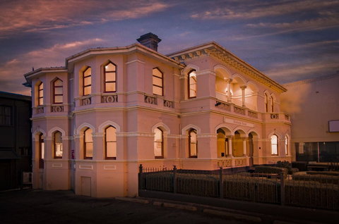 Roxburgh House Apartments - Great Ocean Road Tourism 9