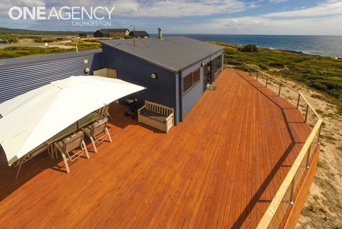 Seaspray - Great Ocean Road Tourism 5