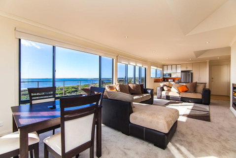 Seaspray - Great Ocean Road Tourism 12
