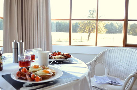 Buttons Cottage For Canyon & Rain Forest Walks With In House Dining - Great Ocean Road Tourism 28