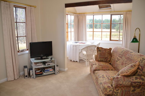 Buttons Cottage For Canyon & Rain Forest Walks With In House Dining - Great Ocean Road Tourism 15