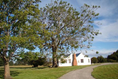 Buttons Cottage For Canyon & Rain Forest Walks With In House Dining - Great Ocean Road Tourism 2