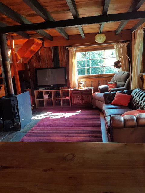 Whispering Hills Retreat - Great Ocean Road Tourism 10