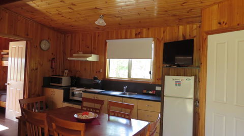 Captain Cook Holiday Park - Great Ocean Road Tourism 36