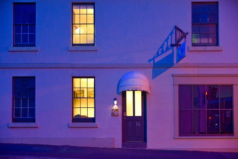 Lotus Gogh Apartment - Great Ocean Road Tourism 0