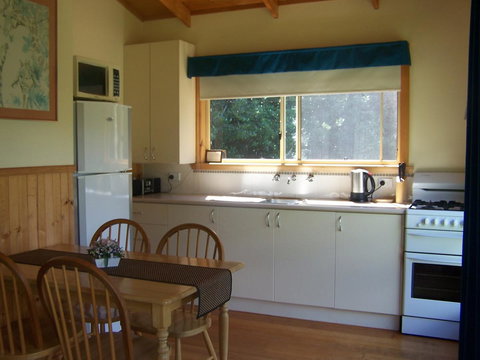 Drumreagh Cabins - Great Ocean Road Tourism 36