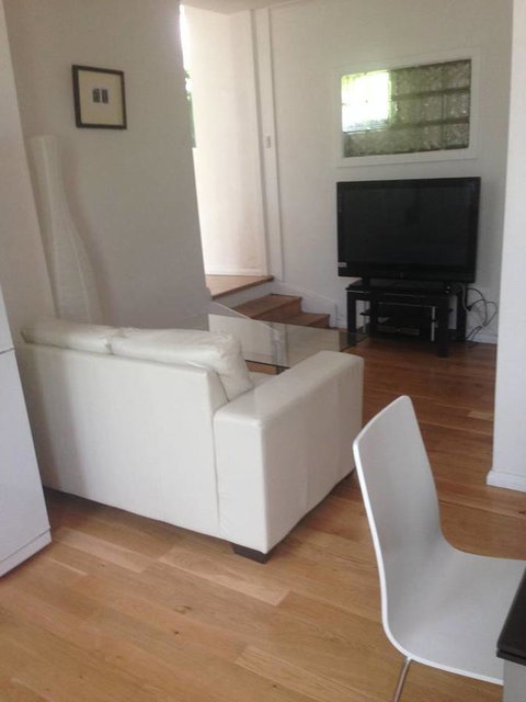 Hobart Colonial Apartment - Great Ocean Road Tourism 6