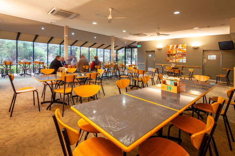 Mornington Inn - Great Ocean Road Tourism 15