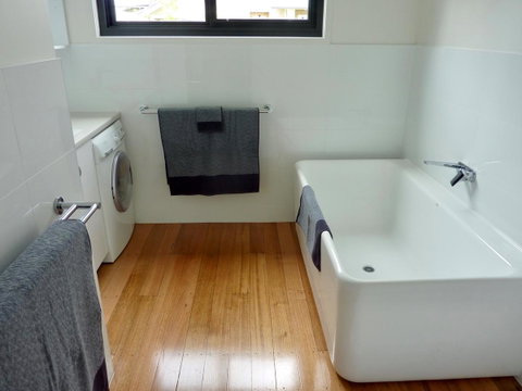 Omaroo House - Panoramic Water Views - Great Ocean Road Tourism 29