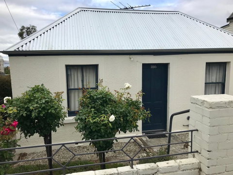 Omaroo House - Panoramic Water Views - Great Ocean Road Tourism 0