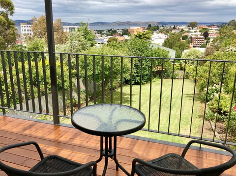 Omaroo House - Panoramic Water Views - Great Ocean Road Tourism 3