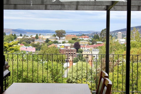 Omaroo House - Panoramic Water Views - Great Ocean Road Tourism 6