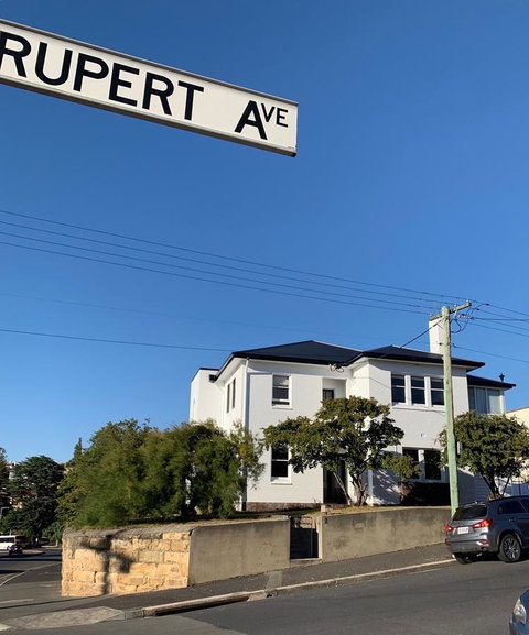 Devine Stays - Rupert #1 NOHO Art Apartment - Great Ocean Road Tourism 4