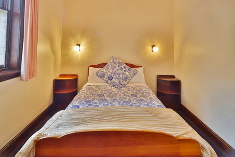 Astor Private Hotel - Great Ocean Road Tourism 7
