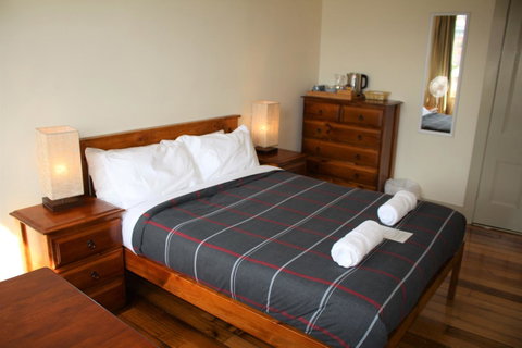 The Tasmanian Inn - Great Ocean Road Tourism 17