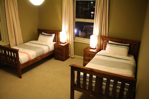 The Tasmanian Inn - Great Ocean Road Tourism 42