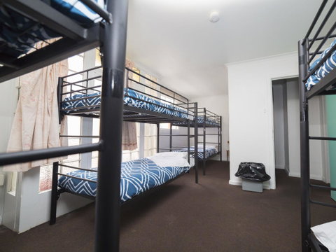 The Brunswick Hotel - Great Ocean Road Tourism 29
