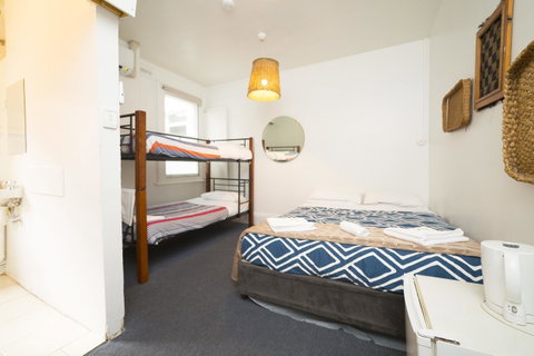 The Brunswick Hotel - Great Ocean Road Tourism 38