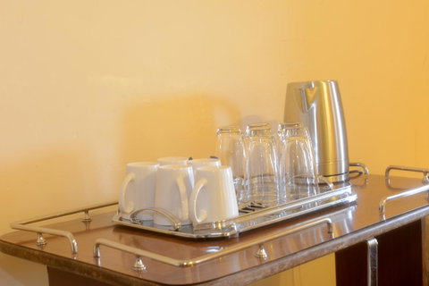 Edinburgh Gallery Bed & Breakfast - Great Ocean Road Tourism 42
