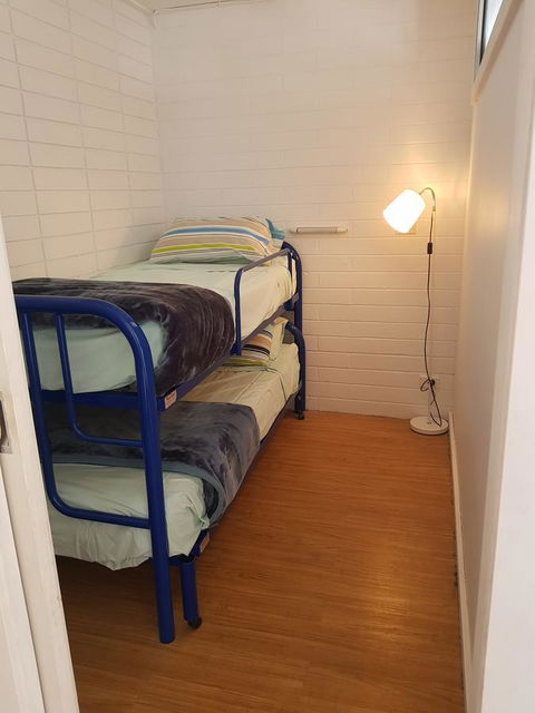 Beach Hut Scamander - Great Ocean Road Tourism 6