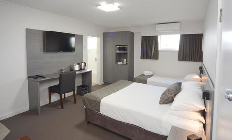 Bridge Hotel - Great Ocean Road Tourism 5