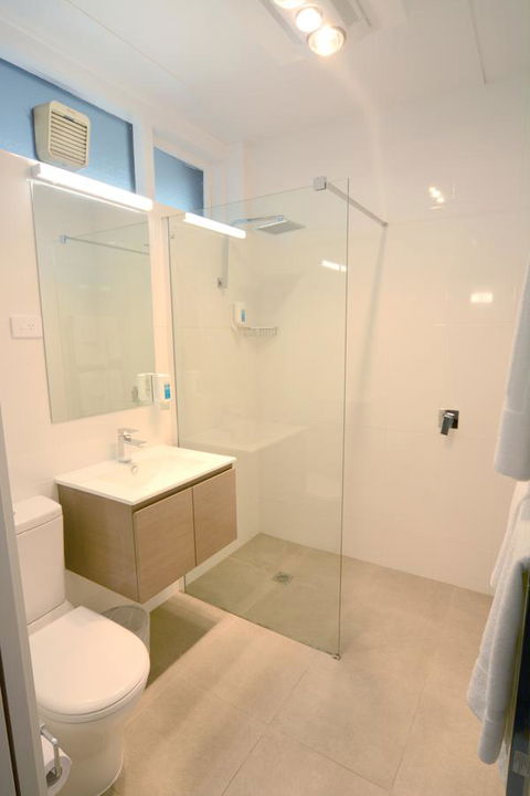 Bridge Hotel - Great Ocean Road Tourism 9