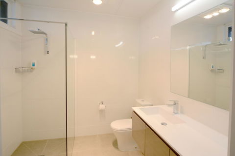 Bridge Hotel - Great Ocean Road Tourism 8