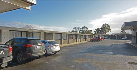 Bridge Hotel - Great Ocean Road Tourism 12