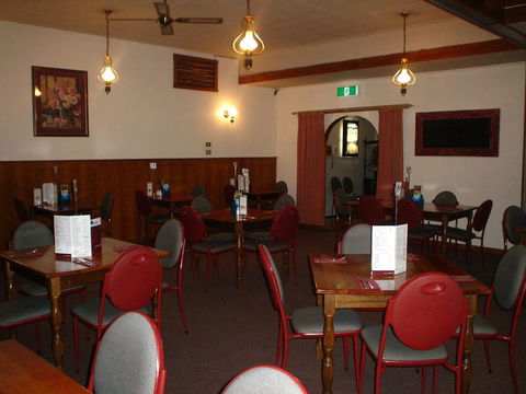 Bridge Hotel - Great Ocean Road Tourism 20
