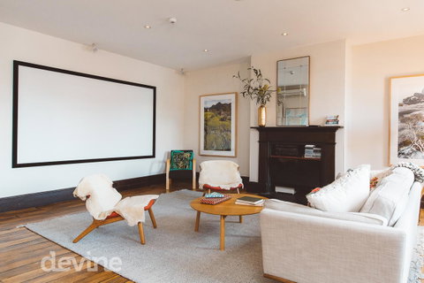 Devine Stays - Westside Apartment On Elizabeth - Great Ocean Road Tourism 10