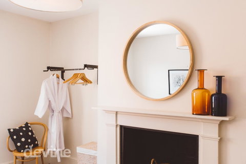 Devine Stays - Westside Apartment On Elizabeth - Great Ocean Road Tourism 6