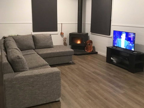 Derby Digs Cottage - Great Ocean Road Tourism 3