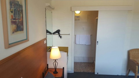 Mt Lyell Motor Inn - Great Ocean Road Tourism 30