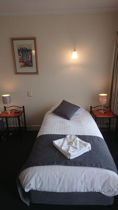 Mt Lyell Motor Inn - Great Ocean Road Tourism 25