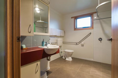 Arthur Riverfront And Sea Lodge Downstream - Great Ocean Road Tourism 15