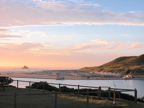 Arthur Riverfront And Sea Lodge Downstream - Great Ocean Road Tourism 21